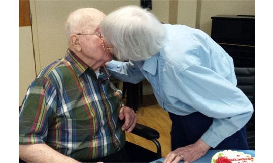 couple-celebrates-75th-anniversary