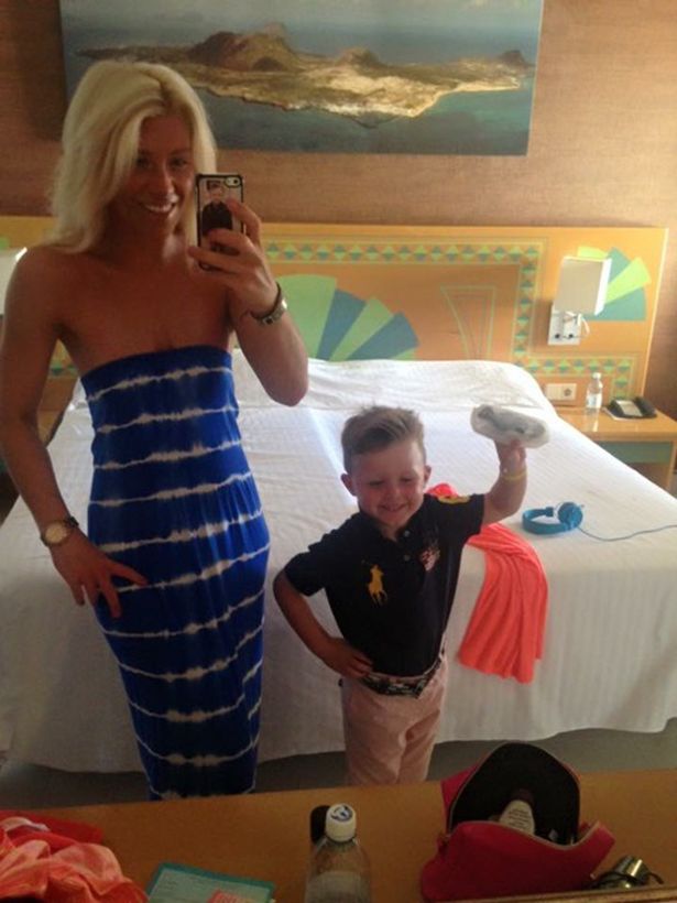 Laura-with-her-little-boy-Jack (1)