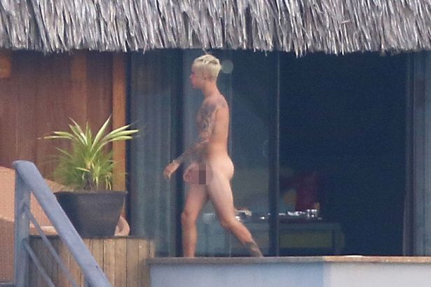 PAY-Justin-Bieber-goes-swimming-naked-in-his-water-villas-pool-in-front-of-rumoured-new-girlfriend-model-Jayde-Pierce2