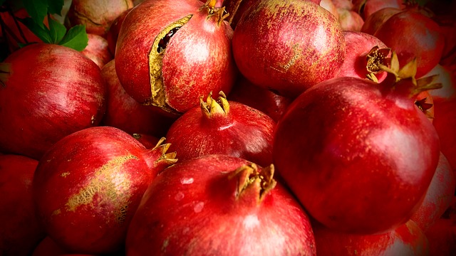 pomegranate-946118_640