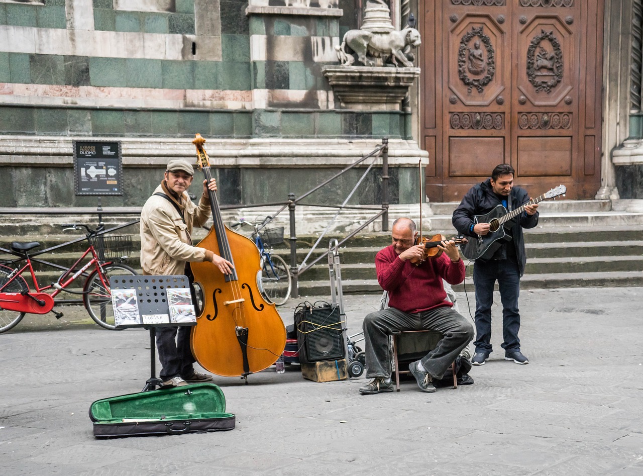 street-musicians-1066298_1280