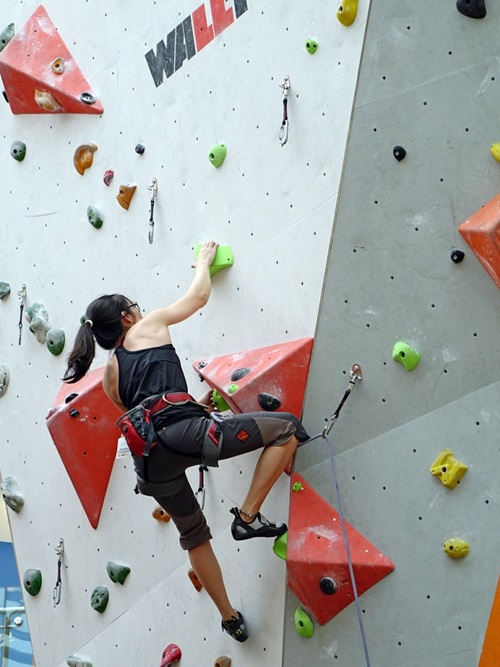 rock-climbing1-768x1024