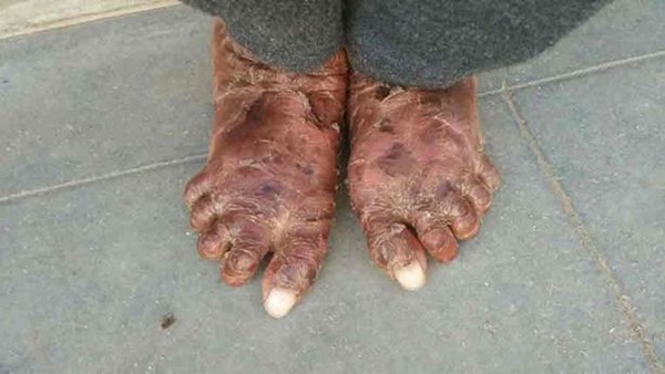 PAY-SWNS_SNAKE_GIRL_03