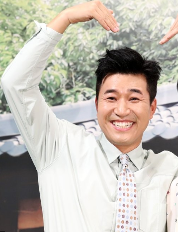 김하영과 유민상의 콩트인지 실제인지 모를 핑크빛 기류가 심상치 않다. 오는 24일 밤에 방송될 KBS 2TV ‘개그콘서트’(이하 ‘개콘’)의 ‘절대(장가)감 유민상’에서는 유민상과 김하영이 썸을 끝내고 연�