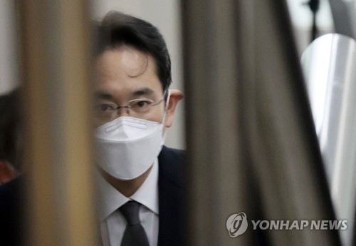 이재용 징역 구속에 실제 삼성 직원들이 기뻐하는 이유