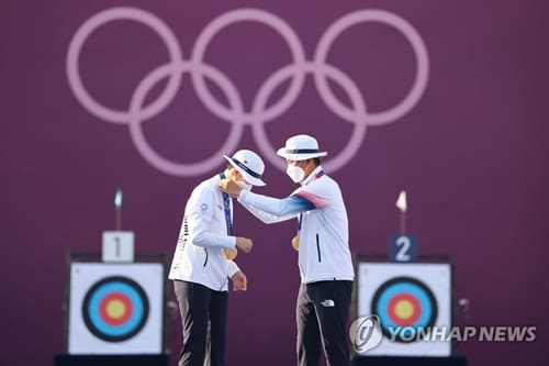 도쿄올림픽이 한창 진행되고 있는 가운데, 올림픽 금메달 연금에 대한 관심이 뜨겁다. 지난 25일 안산과 김제덕이 양궁에서 대한민국에 첫 금메달을 안겨주었고, 연이어 이 선수들은 남자, 여자 단체 경기에서도 값진 메달을 수