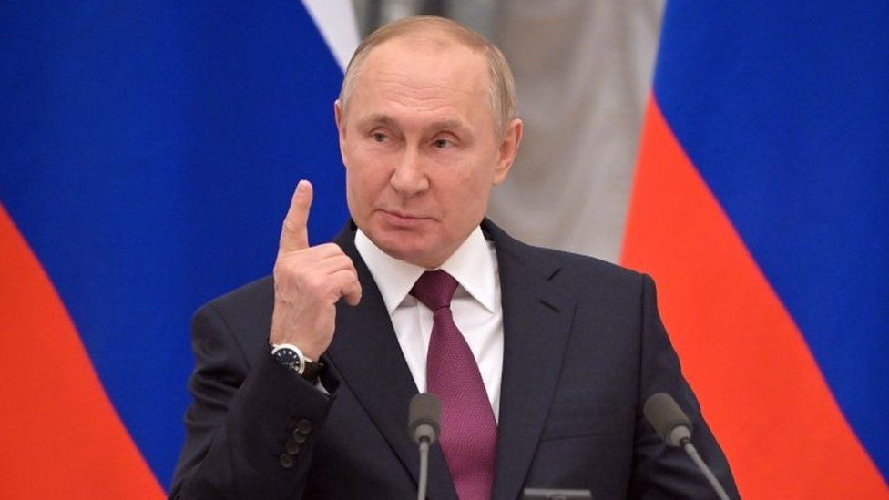 러시아의 우크라이나 침공에 대한 전세계적인 대러시아 제재가 잇따르자 푸틴 대통령이 최후의 카드를 만지작거리고 있다. 바로 핵 무기다. 푸틴 대통령은 27일(현지시간) TV 연설에서 “핵 억지력 부대의 특별