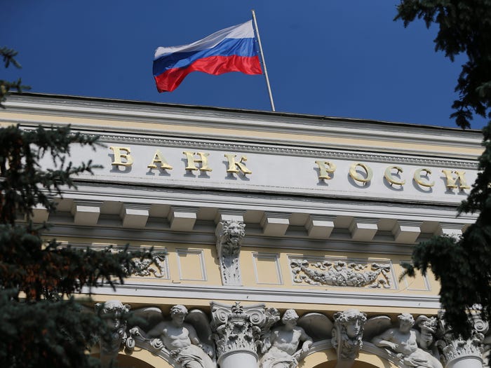 실시간 러시아'루블화' 화폐 무제한 발행 선언에 난리난 상황 (+반응)