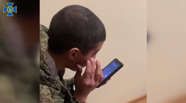 실시간 러시아군 포로 푸틴이 부상당한 자국군 사살해 전사처리중 폭로