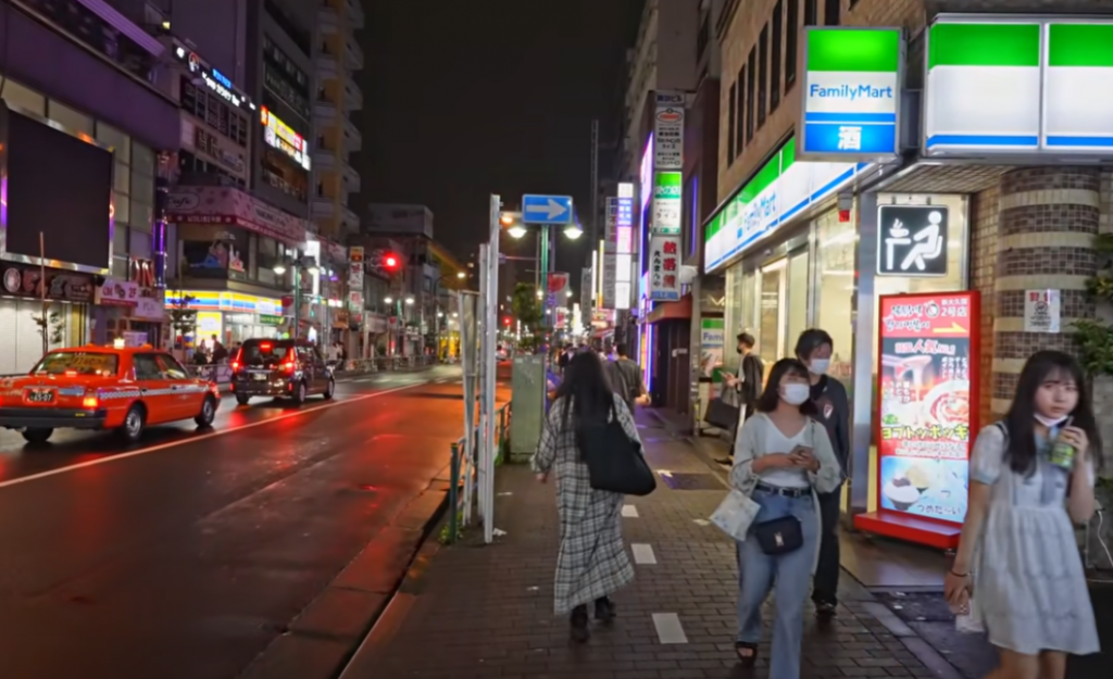 요즘 길거리에서 한국인만 보면 말을 건다는 일본인의 정체