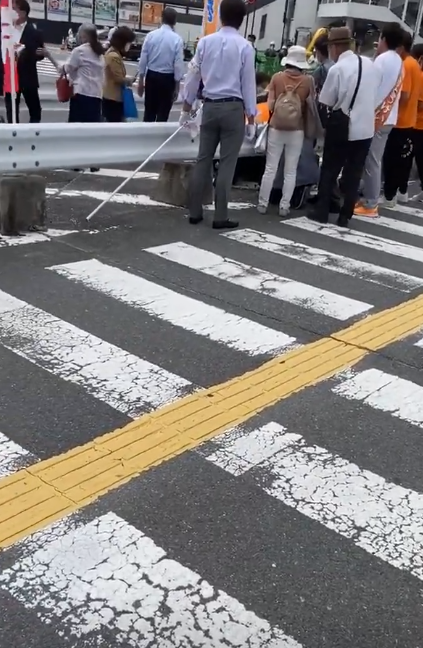 현재 아베 총리'산탄총' 피격 일본 언론이 공개한 실제 몸 상태 (+용의)