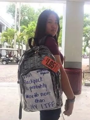 한 고등학교 전교생이'투명 가방'을 사용하고 있는 놀라운 이유
