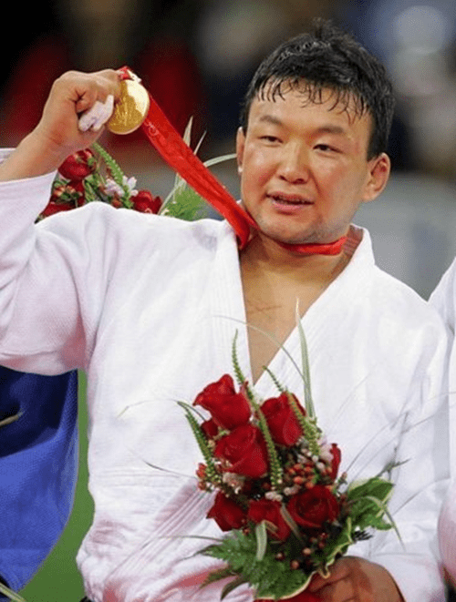 실시간 술 먹고 친구'사망'하게 해 징역 받은 올림픽 금메달리스트