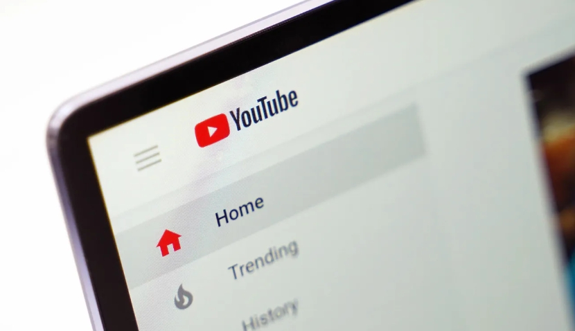 유튜브 프리미엄 ‘미사용자’들에게 스킵 불가 광고 최대 10개 추진 유튜브 프리미엄을 사용하지 않는 ‘무료 이용자’들이 앞으로 유튜브 광고를 최대 10개까지 시청해야할 수�