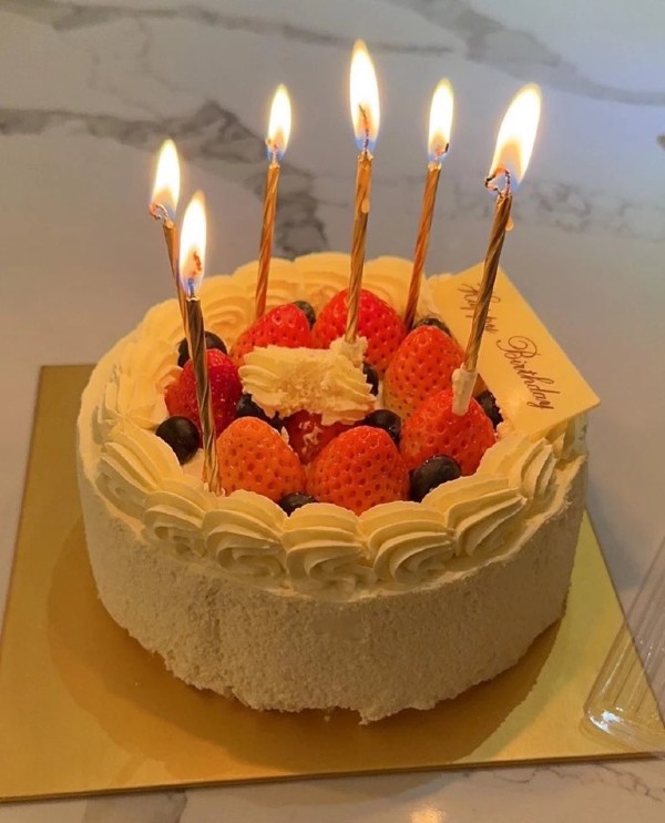 탕웨이 인스타그램 김태용 생일 케이크