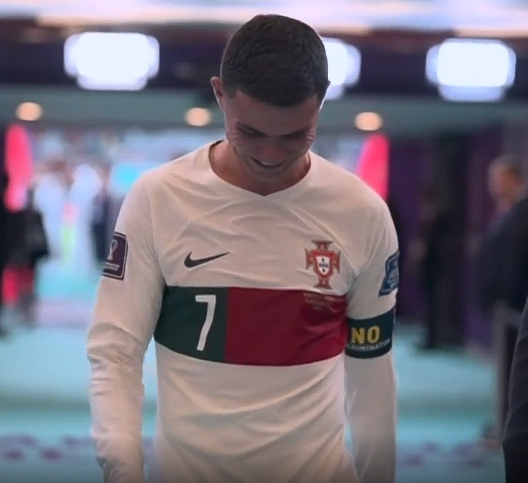 카타르 월드컵 호날두 라스트댄스 8강 탈락 후 눈물
