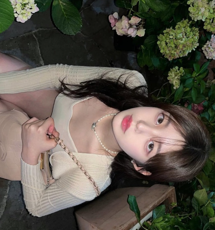 치지직 난리나게 만든 존예 신입 여캠 일로하