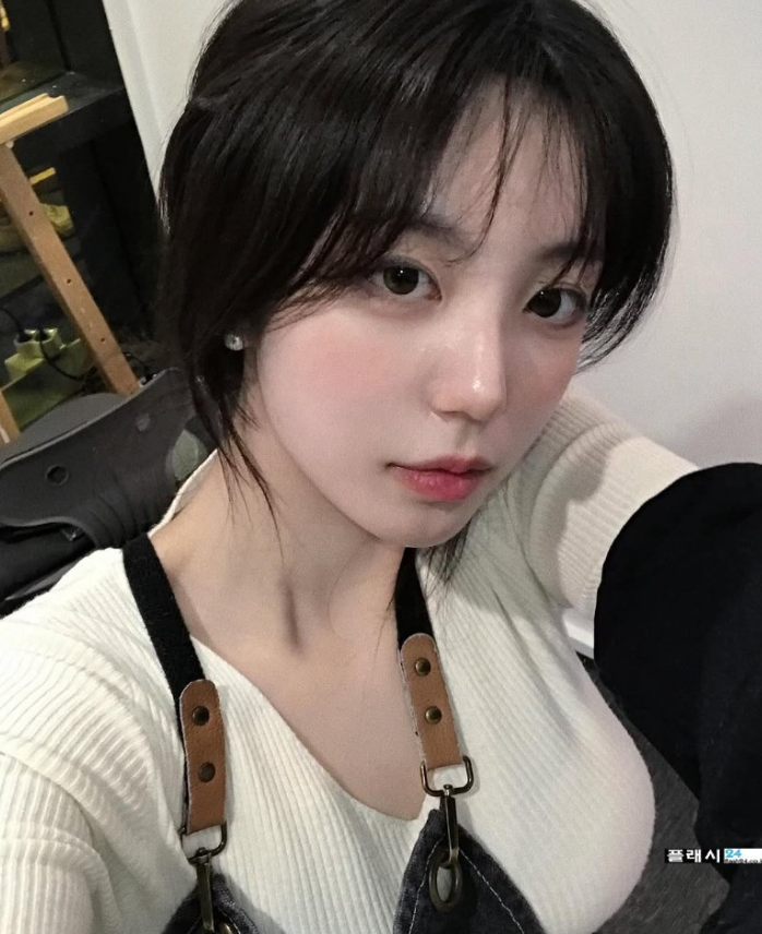 치지직 난리나게 만든 존예 신입 여캠 일로하