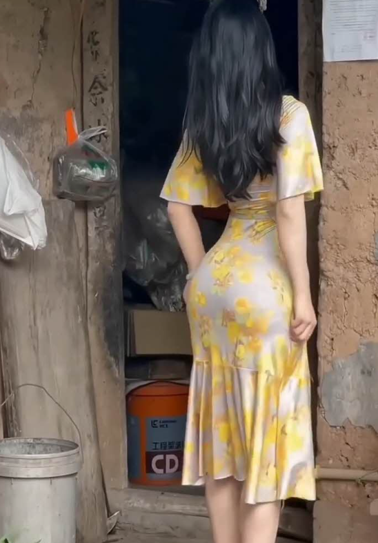 노랜색 원피스를 새로산 처자(동영상)