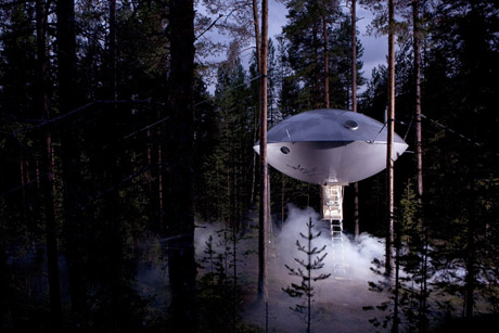 UFO(출처://treehotel.se)