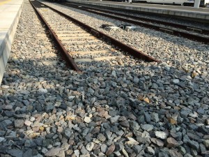 the-railroad-line-628064_1280