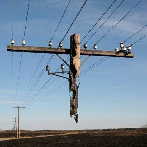 18.-This-isnt-a-joke-this-picture-is-actually-of-a-phone-line-that-was-partly-destroyed-from-a-fire-in-Russia.