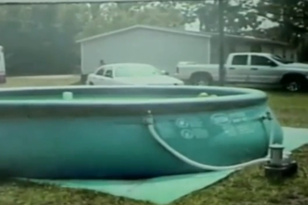 swimming-pool-outside-the-family-home