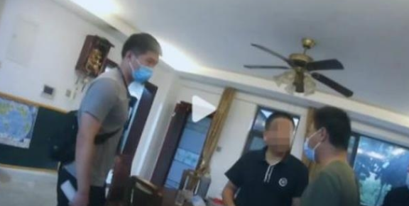중국 살인용의자 사업가 체포