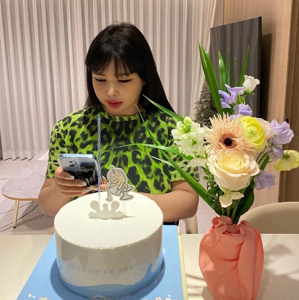 2ne1 출신 박봄 나이 마흔살되고 인스타에 올린 생일 근황 화제