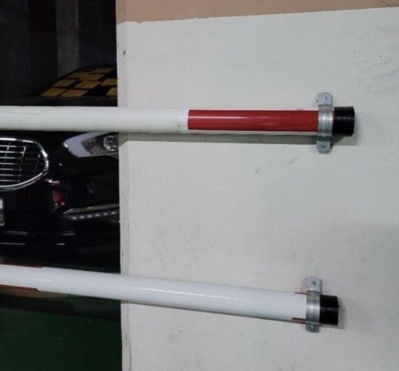 아파트 주민도 아닌데 매일 도둑 주차하던 차의 최후